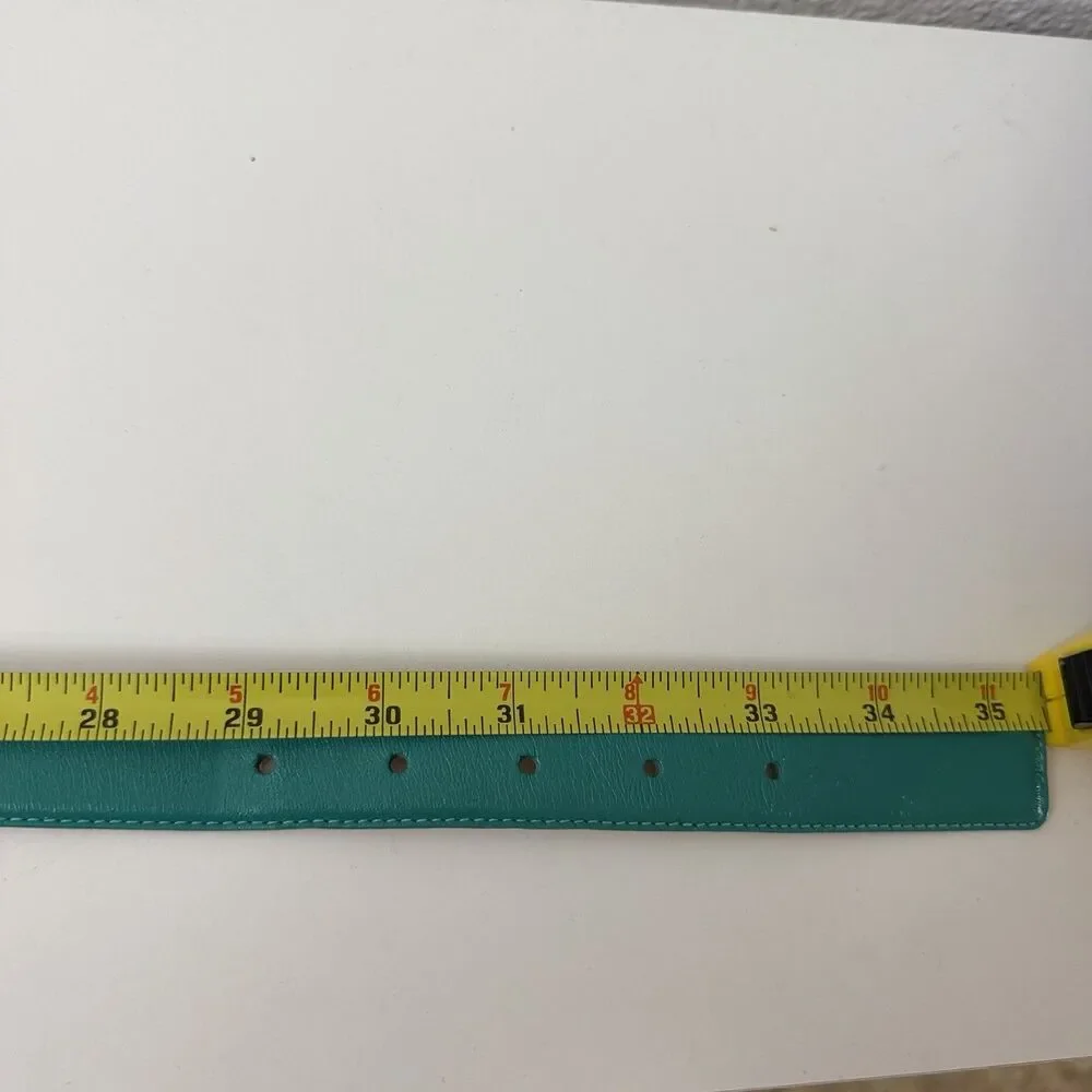 Liz Claiborne Belt Women Teal Leather Gold Buckle Medium Skinny Belt Style 2582